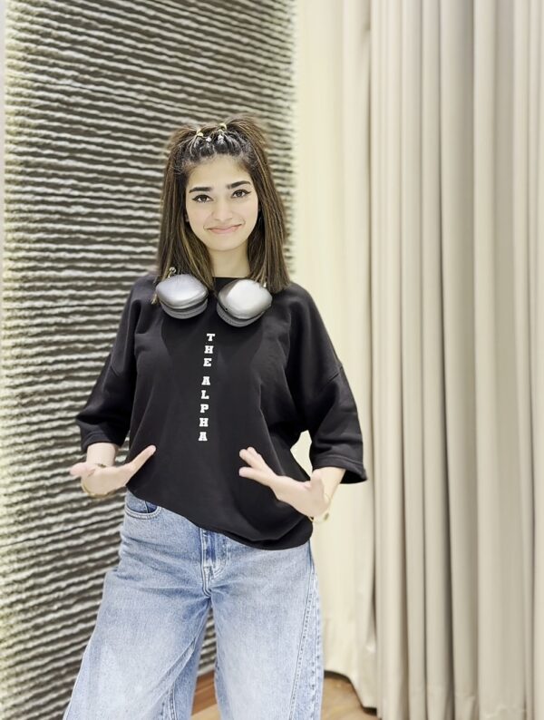 Black oversized drop shoulder
