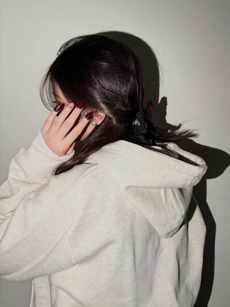 Chahatein Hoodie – White | 320 GSM Cotton Fleece